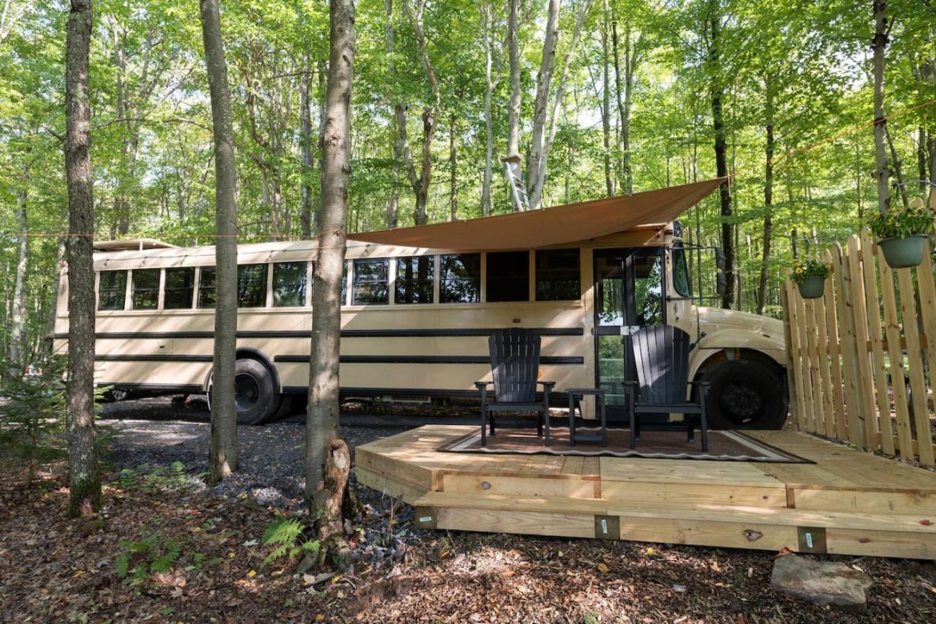 Oakland Skoolie Season - A Romantic Bus Escape On A Farm מראה חיצוני תמונה